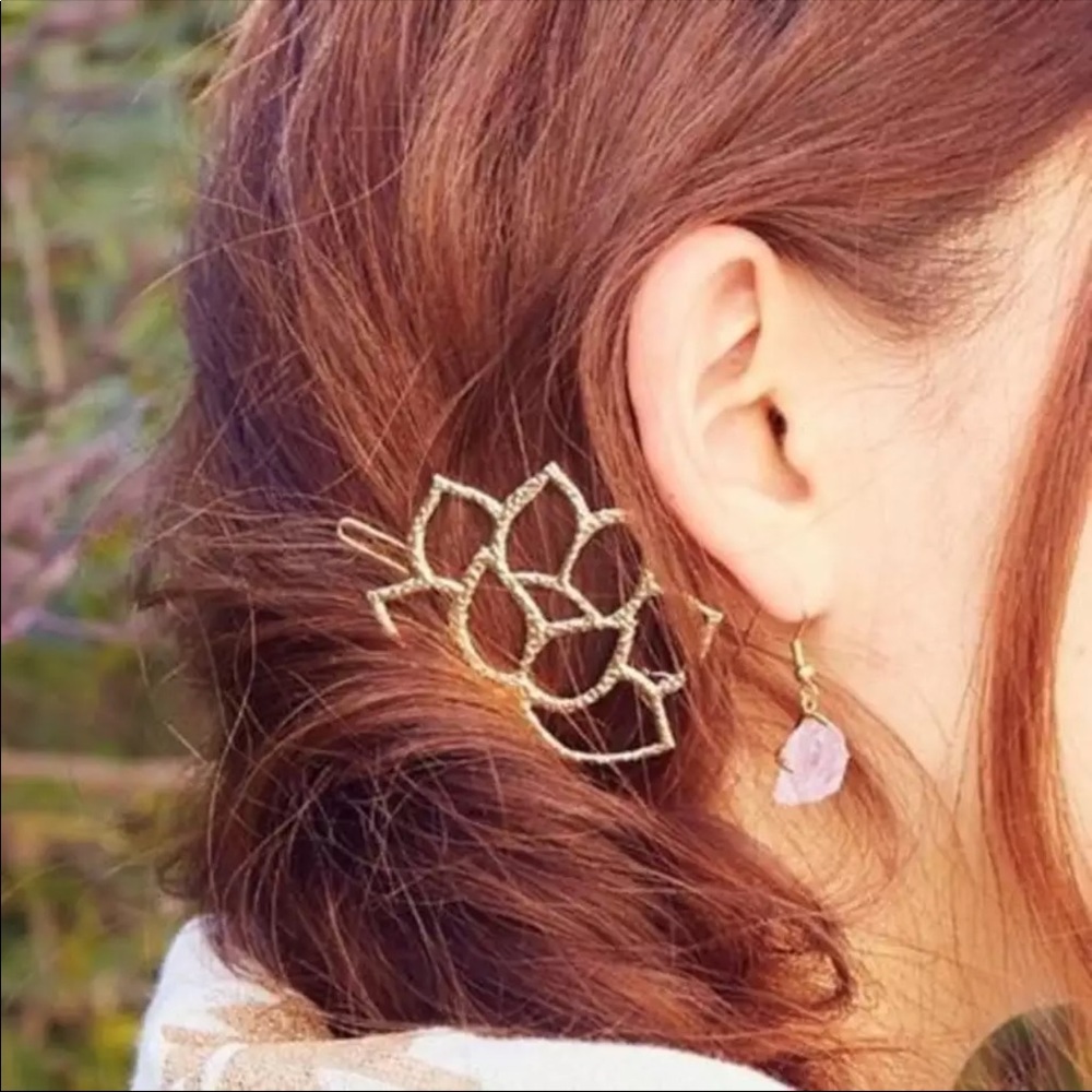 🌸 Lotus flower hair barrette 🌸 - Picture 5 of 6